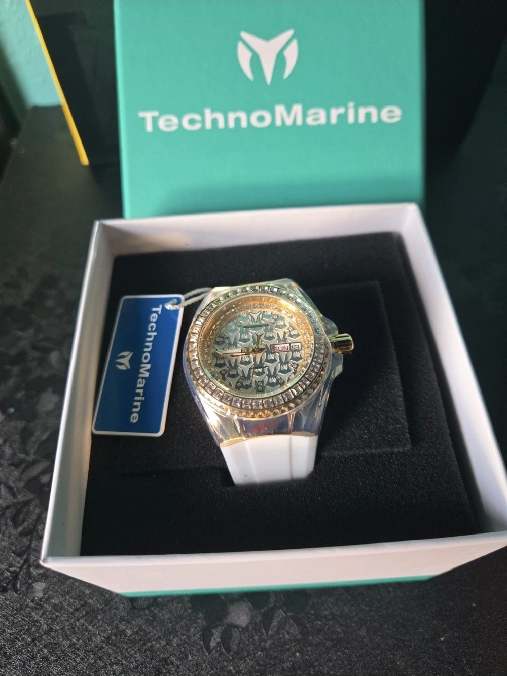 TM-121172 Invicta TechnoMarine Cruise Swiss Ronda 517 Caliber White/Gold 40mm